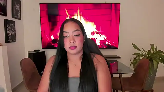 Snapshot of brunetenikole02 chatting on 26, 10, 2025 brunetenikole02 online show from 26, 10, 2025