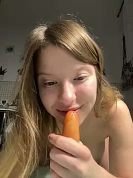 kimczii online show from 13, 5, 2026
