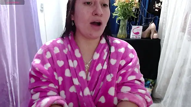 Snapshot of lorenpearx chatting on 14, 1, 2026 lorenpearx online show from 14, 1, 2026