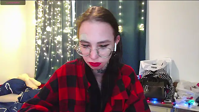 Snapshot of _Sweet_Mary_21 chatting on 7, 12, 2024 Sweet Mary 21 online show from 7, 12, 2024