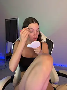 julia fly online show from 14, 5, 2026
