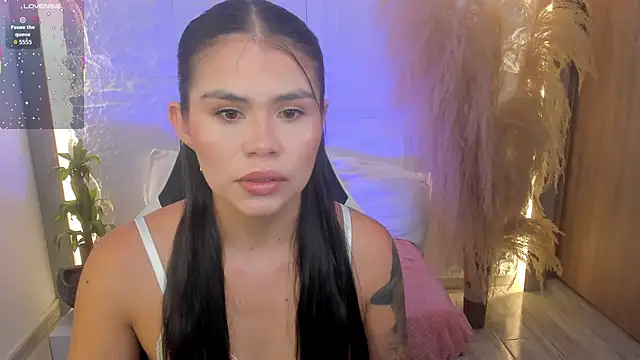 dominique25  online show from 22, 7, 2026