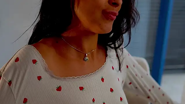 anabelcurvy online show from 13, 10, 2025