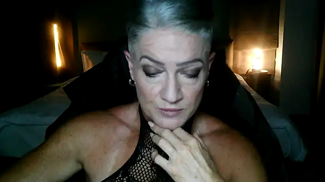 Snapshot of Devon2020 chatting on 14, 1, 2026 Devon2020 online show from 14, 1, 2026