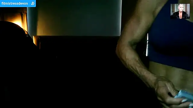 Snapshot of Devon2020 chatting on 27, 3, 2026 Devon2020 online show from 27, 3, 2026