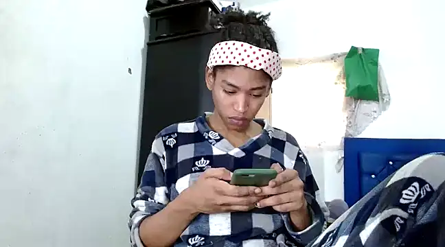 angelamarie1 online show from 10, 3, 2025