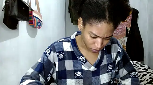 angelamarie1 online show from 11, 3, 2025