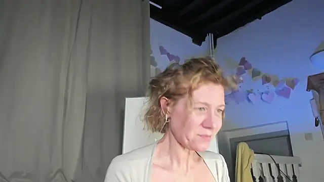 Lola Belgium online show from 11, 3, 2025