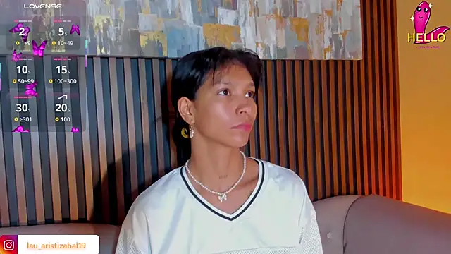 Snapshot of LauraAristizabal chatting on 12, 2, 2026 LauraAristizabal online show from 12, 2, 2026