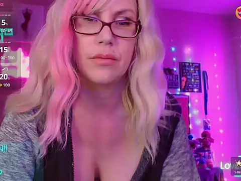 EmmaIsHere online show from 4, 2, 2026