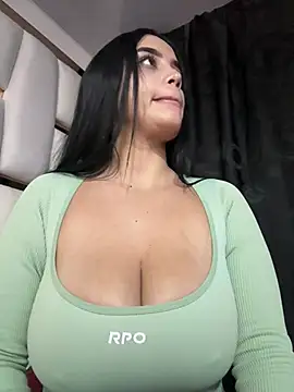 Snapshot of perla_kem_ chatting on 5, 2, 2026 perla kem online show from 5, 2, 2026