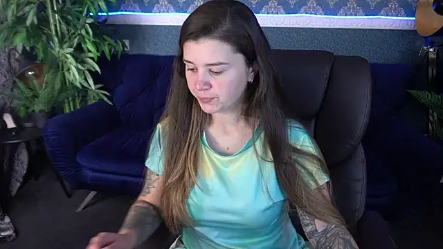 Snapshot of AmellyMilly chatting on 14, 10, 2025 AmellyMilly online show from 14, 10, 2025