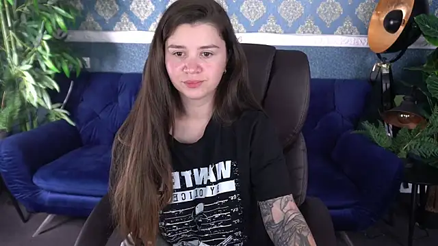 Snapshot of AmellyMilly chatting on 25, 10, 2025 AmellyMilly online show from 25, 10, 2025