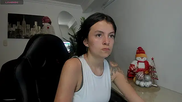 Meghan320 online show from 7, 12, 2024