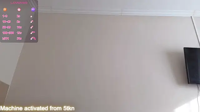 Snapshot of MaryHillx chatting on 23, 9, 2025 MaryHillx online show from 23, 9, 2025