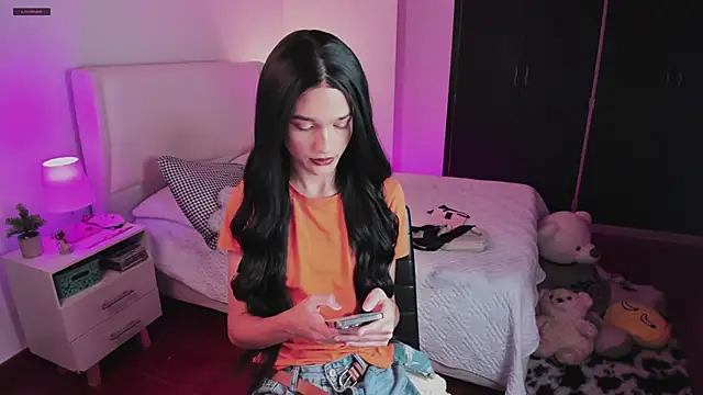 Ainhoads online show from 10, 9, 2025