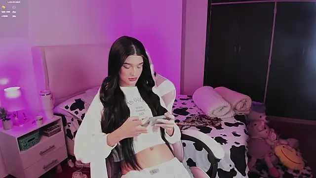 Snapshot of Ainhoads chatting on 5, 11, 2025 Ainhoads online show from 5, 11, 2025