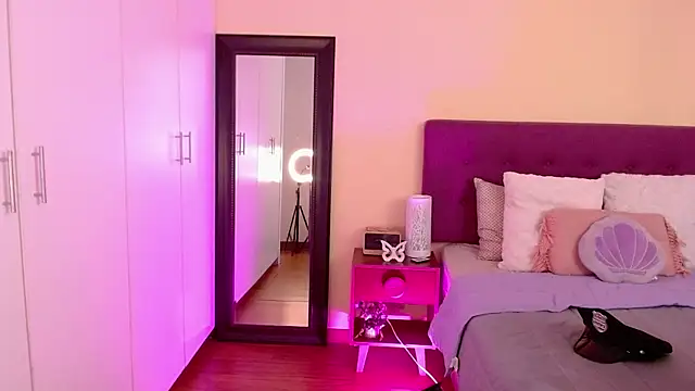 Mafer Meow online show from 19, 10, 2025