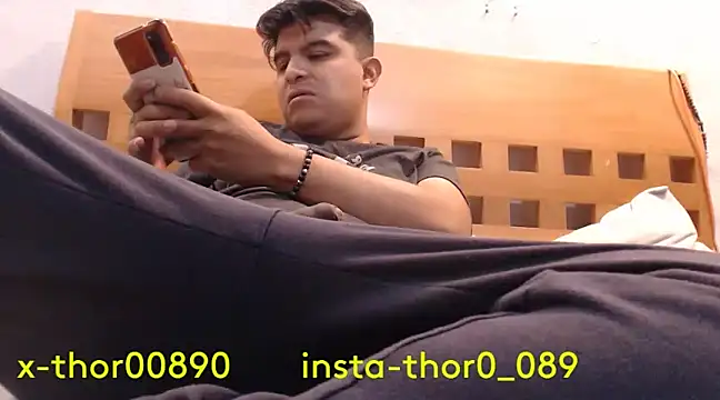 Snapshot of thor000089 chatting on 6, 12, 2024 thor000089 online show from 6, 12, 2024