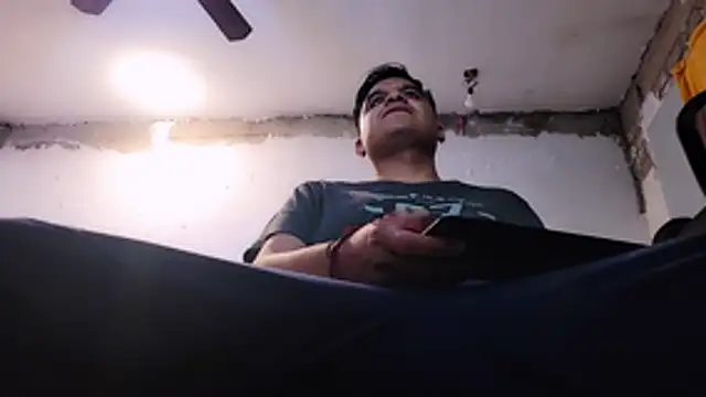 Snapshot of thor000089 chatting on 20, 10, 2025 thor000089 online show from 20, 10, 2025