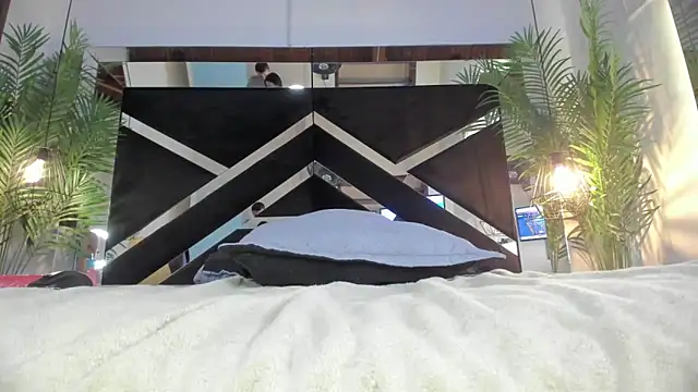 candy sweet  online show from 7, 2, 2025