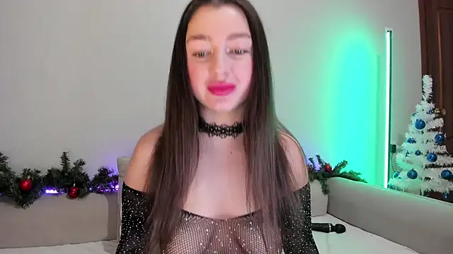 Snapshot of Mia_Callme chatting on 28, 12, 2024 Mia Callme online show from 28, 12, 2024