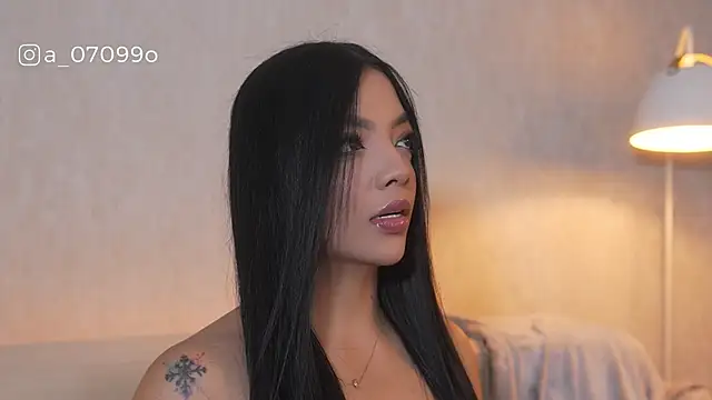 Snapshot of sarah_hiill chatting on 3, 2, 2026 sarah hiill online show from 3, 2, 2026