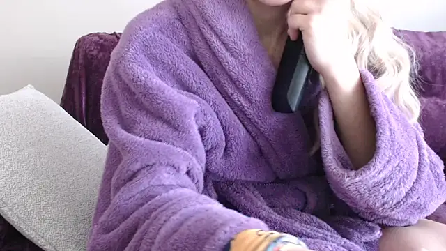 Snapshot of Galadriel chatting on 9, 3, 2025 Galadriel online show from 9, 3, 2025