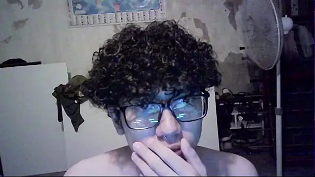 Snapshot of Emv2 chatting on 31, 3, 2026 Emv2 online show from 31, 3, 2026