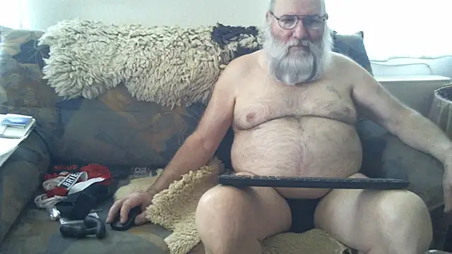 Snapshot of SexySantaC chatting on 20, 9, 2025 SexySantaC online show from 20, 9, 2025