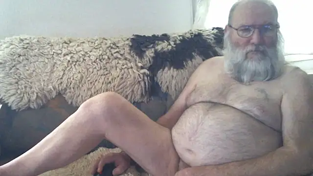 Snapshot of SexySantaC chatting on 24, 9, 2025 SexySantaC online show from 24, 9, 2025
