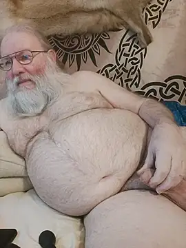 Snapshot of SexySantaC chatting on 5, 12, 2025 SexySantaC online show from 5, 12, 2025