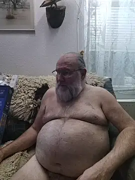 Snapshot of SexySantaC chatting on 15, 12, 2025 SexySantaC online show from 15, 12, 2025