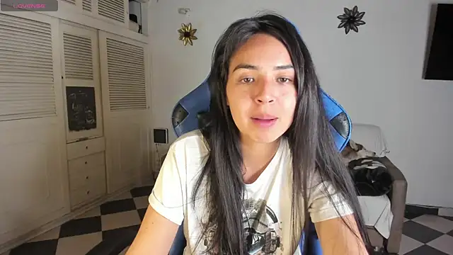 Snapshot of Miss_Nicole chatting on 27, 12, 2024 Miss Nicole online show from 27, 12, 2024
