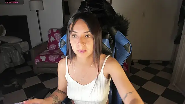 Snapshot of Miss_Nicole chatting on 7, 3, 2025 Miss Nicole online show from 7, 3, 2025