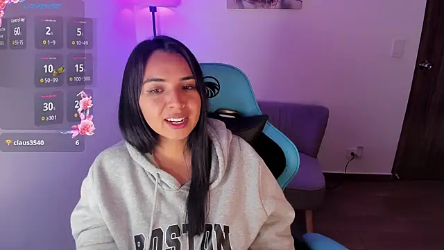 Miss Nicole online show from 30, 4, 2026