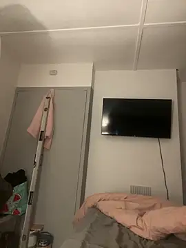 Bustyblondebabe32 online show from 16, 11, 2025