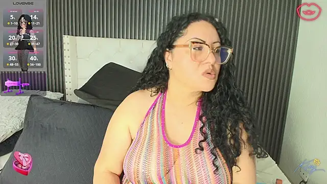 hazel milf online show from 1, 4, 2026