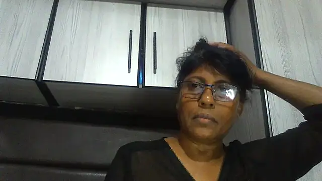 MsAttitude online show from 4, 2, 2025