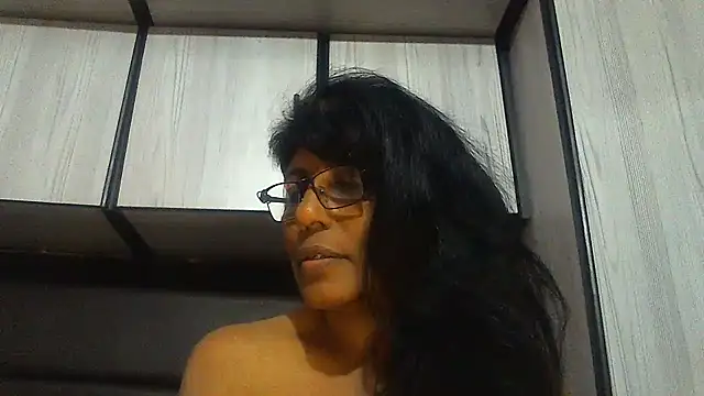MsAttitude online show from 6, 2, 2025