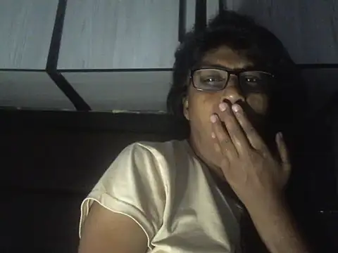 Snapshot of MsAttitude chatting on 4, 2, 2026 MsAttitude online show from 4, 2, 2026