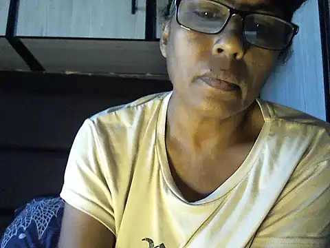 Snapshot of MsAttitude chatting on 19, 2, 2026 MsAttitude online show from 19, 2, 2026