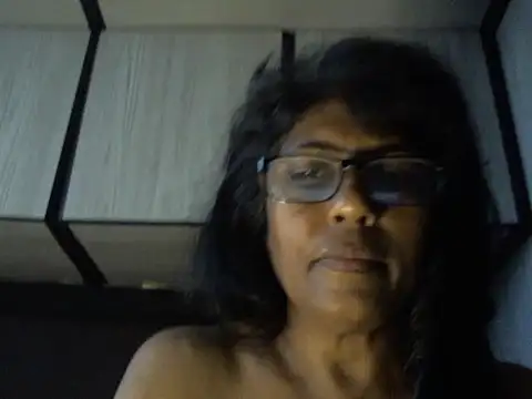 Snapshot of MsAttitude chatting on 6, 3, 2026 MsAttitude online show from 6, 3, 2026