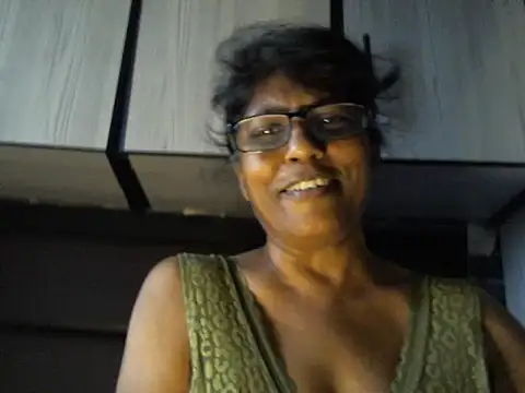 Snapshot of MsAttitude chatting on 17, 3, 2026 MsAttitude online show from 17, 3, 2026
