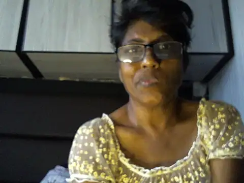 Snapshot of MsAttitude chatting on 14, 4, 2026 MsAttitude online show from 14, 4, 2026