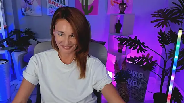 Snapshot of MistyBarnes chatting on 26, 10, 2025 MistyBarnes online show from 26, 10, 2025