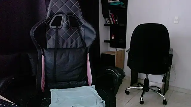 Snapshot of Karen_sex92 chatting on 11, 2, 2025 Karen sex92 online show from 11, 2, 2025