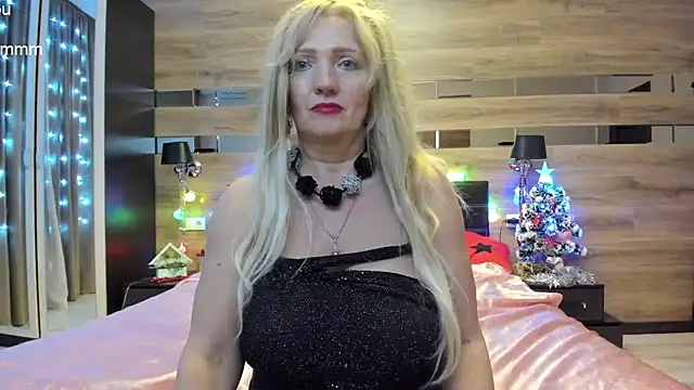 TrueFoxyyy online show from 5, 1, 2025