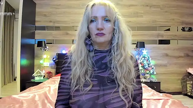 TrueFoxyyy online show from 12, 1, 2025