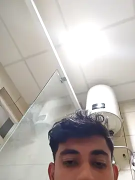 Snapshot of bigdickfuckuu chatting on 29, 9, 2025 bigdickfuckuu online show from 29, 9, 2025